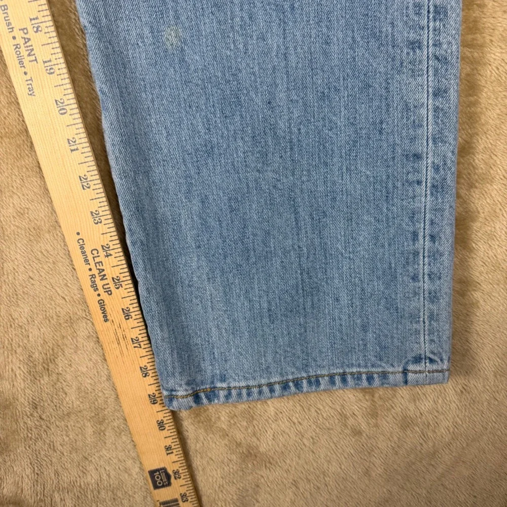 Levis measurements waist